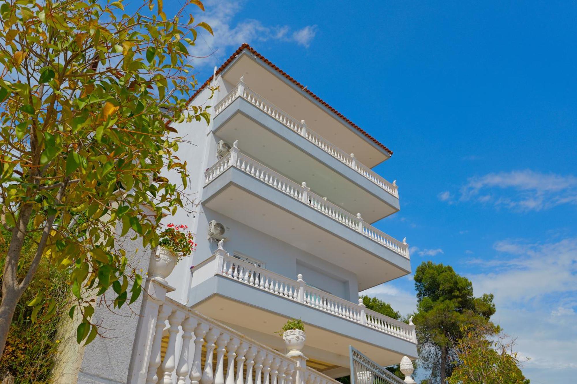 Vila Marina Apartments Саранда Экстерьер фото