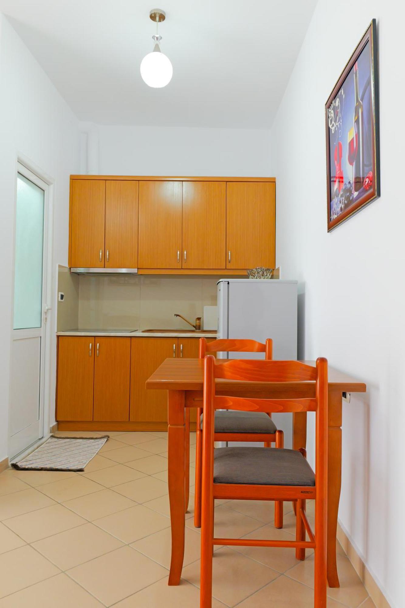 Vila Marina Apartments Саранда Экстерьер фото