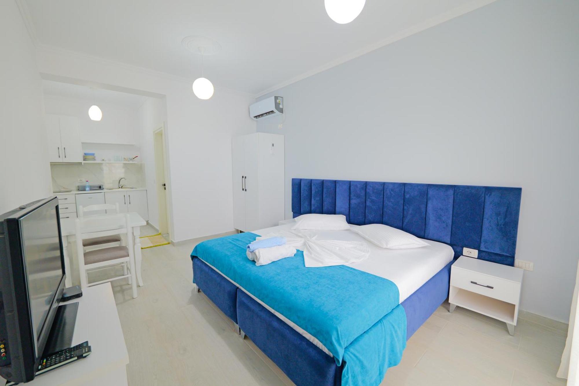 Vila Marina Apartments Саранда Экстерьер фото