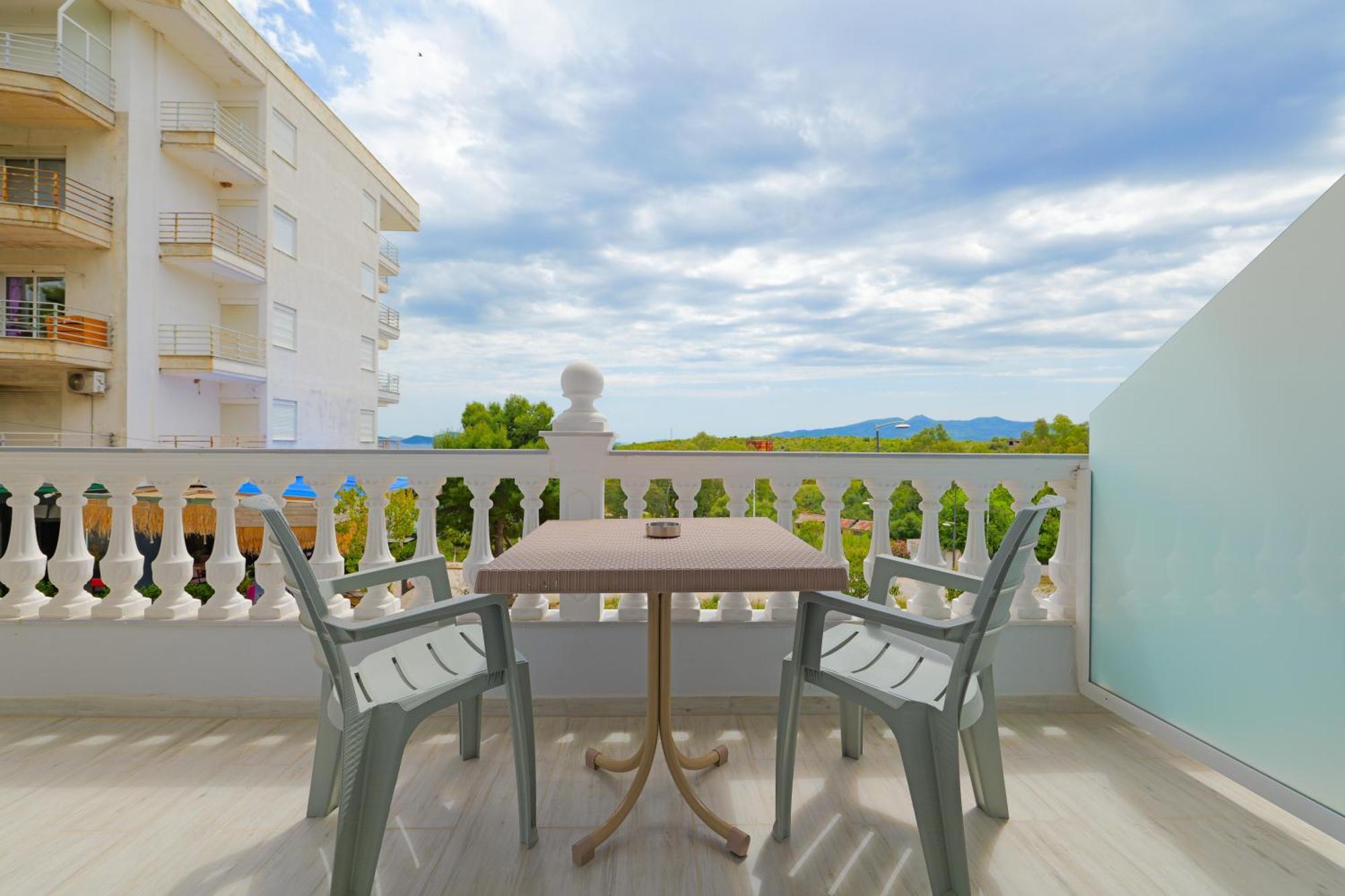 Vila Marina Apartments Саранда Экстерьер фото